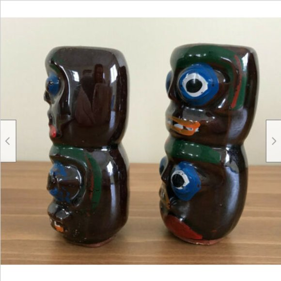 Vtg Painted Ceramic Totem Pole Salt & Pepper Shakers Red Clay Made in Japan Tiki - Picture 3 of 8